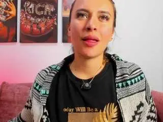 Daily-1  live sex cam