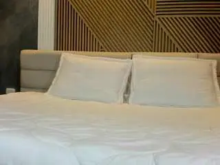 Dakotajamess  live sex cam