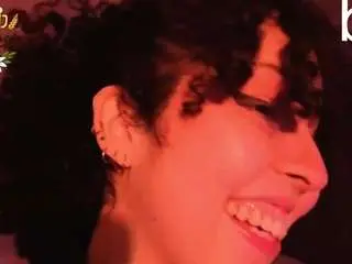 Katemoss70  live sex cam