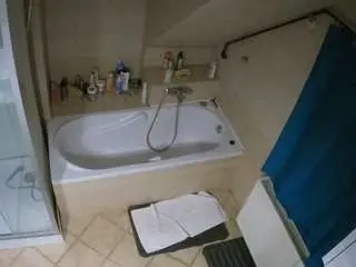 Voyeurcam-julmodels-bath-2nd-1  live sex cam