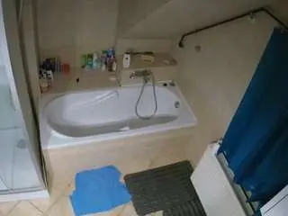 Voyeurcam-julmodels-bath-2nd-1  live sex cam