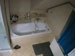 Voyeurcam-julmodels-bath-2nd-1  live sex cam