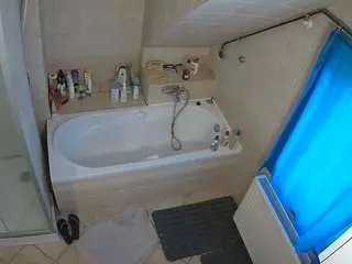 Voyeurcam-julmodels-bath-2nd-1  live sex cam