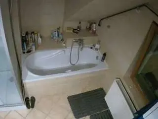 Voyeurcam-julmodels-bath-2nd-1  live sex cam