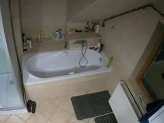 Voyeurcam-julmodels-bath-2nd-1  live sex cam