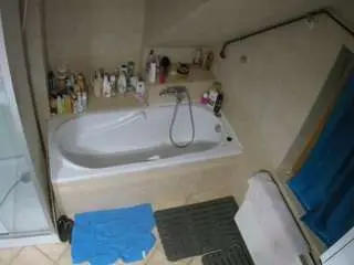 Voyeurcam-julmodels-bath-2nd-1  live sex cam