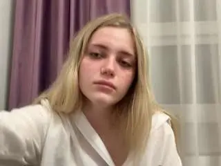 Ethelynrattanasinh  live sex cam