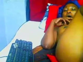 Freakynaughty86  live sex cam