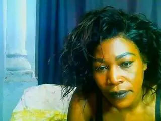 Freakynaughty86  live sex cam