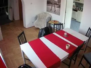 Voyeurcam-julmodels-dining  live sex cam