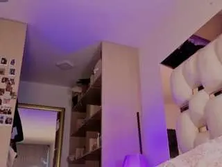 Aashleey  live sex cam