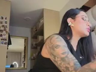 Aashleey  live sex cam