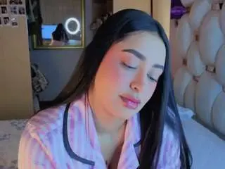 Aashleey  live sex cam