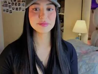 Aashleey  live sex cam