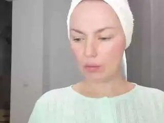 Audreyemotional  live sex cam