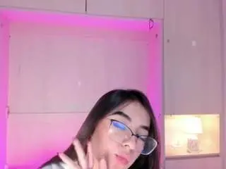 Ivannaawest  live sex cam