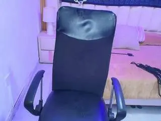 Jackietk  live sex cam