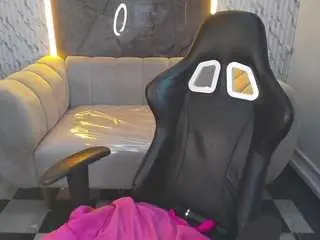 Kitty-fox-b  live sex cam