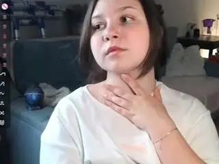 Pollygross  live sex cam
