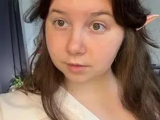 Pollygross  live sex cam