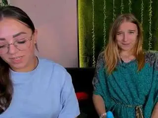 Rous-mine  live sex cam