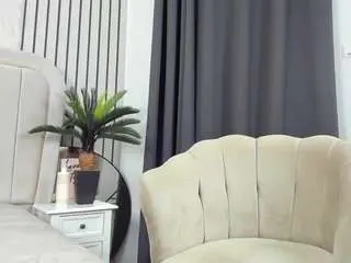 Daryar33e  live sex cam