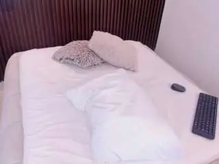 Ivyrosse7  live sex cam
