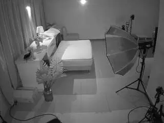 Voyeurcam-jb-bondage  live sex cam