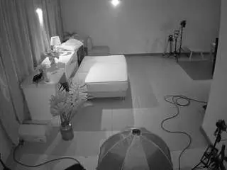 Voyeurcam-jb-bondage  live sex cam