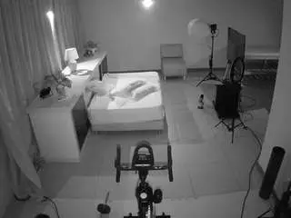 Voyeurcam-jb-bondage  live sex cam