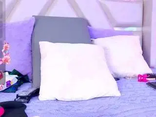 Yesyhills  live sex cam