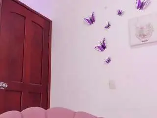 Charlotte-250  live sex cam