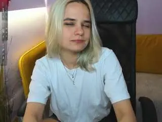 Ginadawson  live sex cam