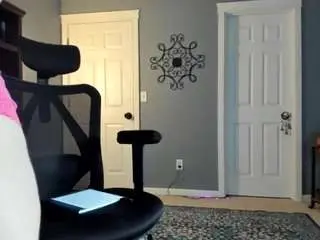 Tawneydarling  live sex cam