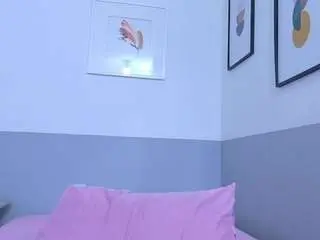 Cutepetitee  live sex cam