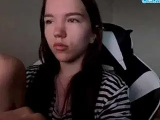 Gwendawanders  live sex cam