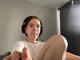 Gwendawanders  live sex cam