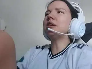 Gwendawanders  live sex cam
