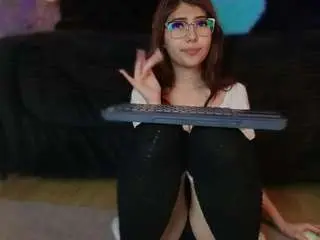 Hada-blue  live sex cam