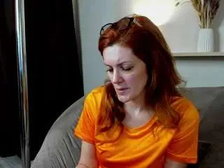 Julia-suny  live sex cam