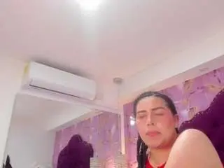Lunabloomm  live sex cam