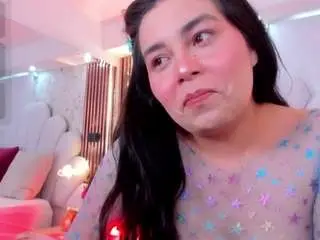 Lunabloomm  live sex cam