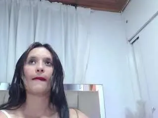 Maraax  live sex cam