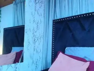 Maraax  live sex cam