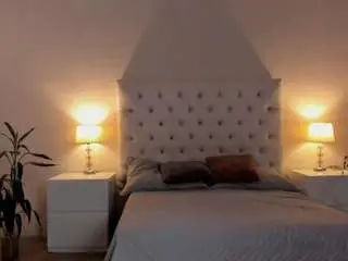 Scarlett-bunnyy  live sex cam