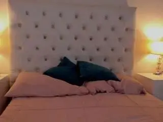 Scarlett-bunnyy  live sex cam