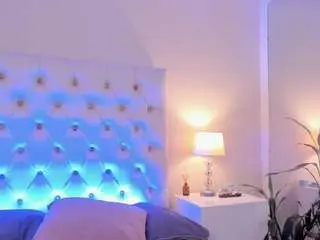 Scarlett-bunnyy  live sex cam