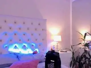 Scarlett-bunnyy  live sex cam