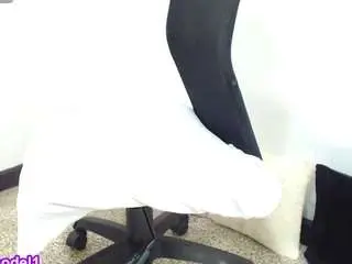 Squirth  live sex cam