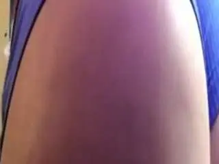 Amhoskins87  live sex cam